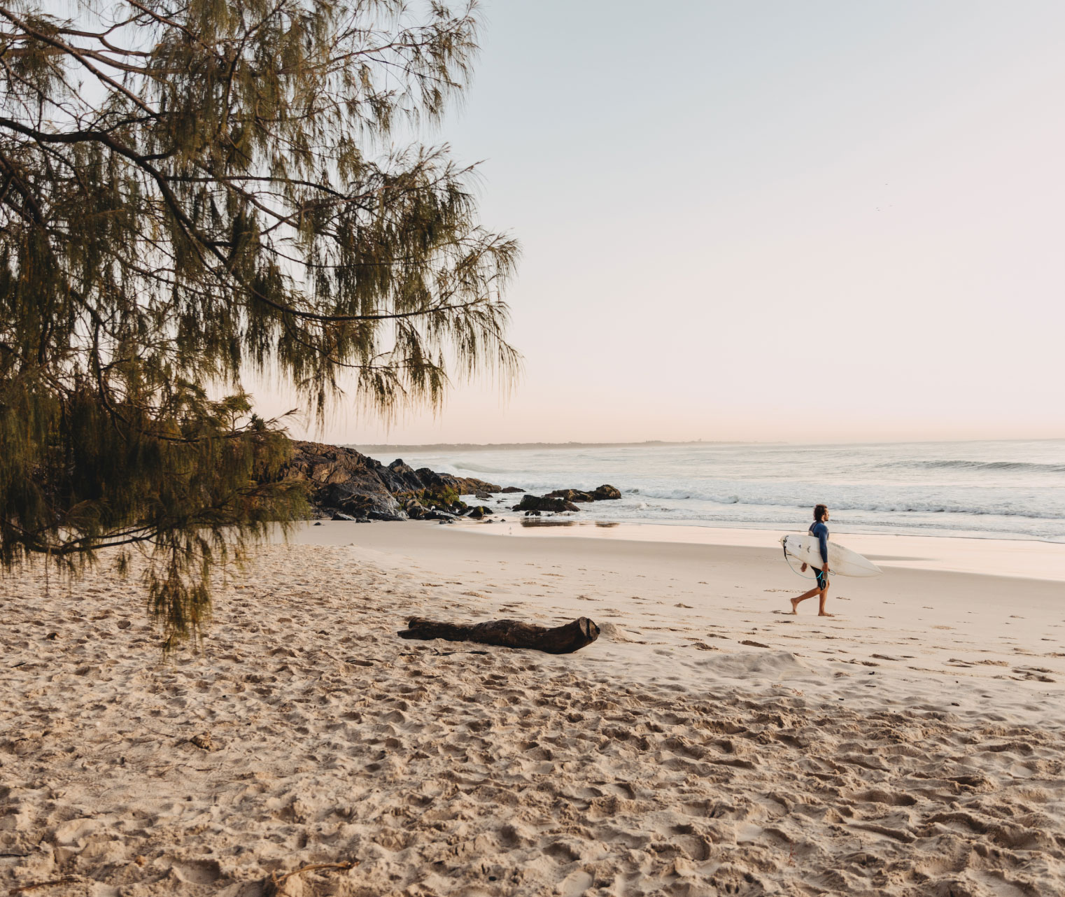 Allera_Caba_Residences_Beach_1522x1282